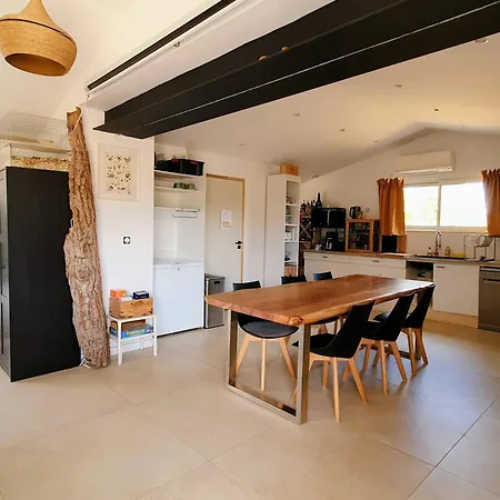 Holiday home Ancienne Ferme Avec Piscine Et Jardin - Animaux Bienvenus
